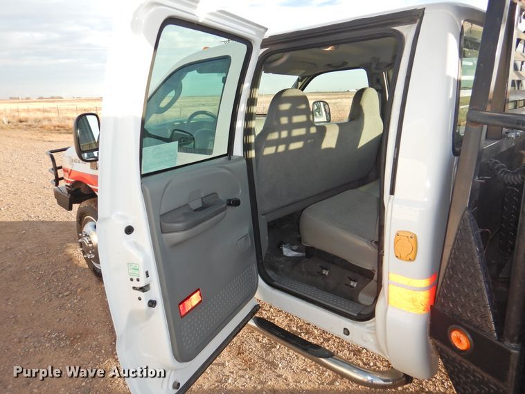 image for item DG1492 2004 Ford F450 Super Duty  brush fire truck