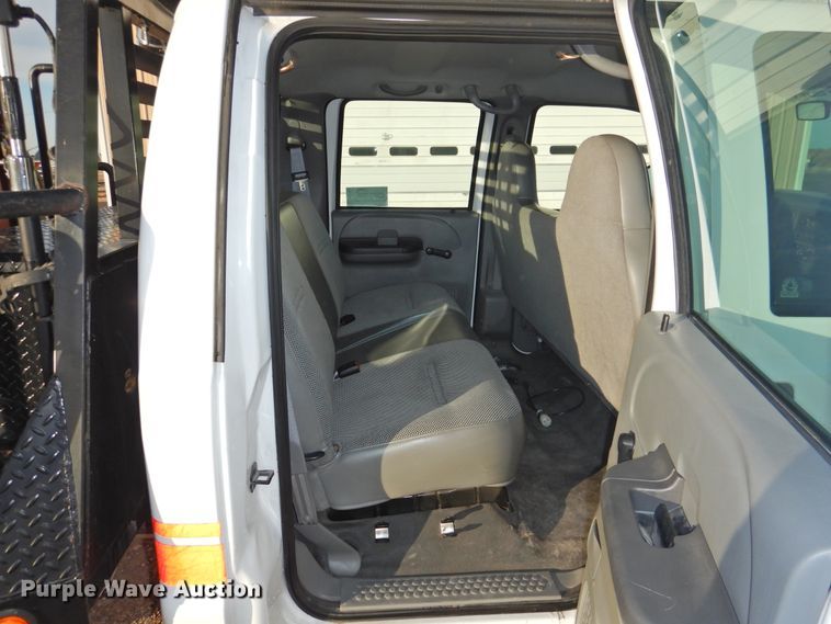 image for item DG1492 2004 Ford F450 Super Duty  brush fire truck