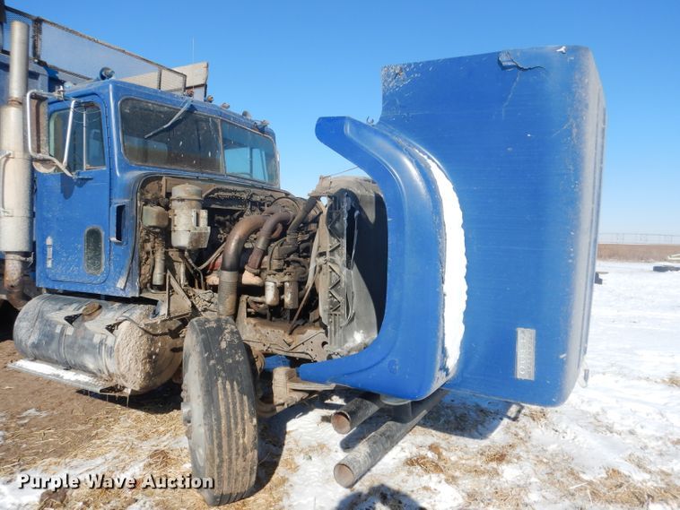 image for item DG4640 1978 International F4370  silage truck