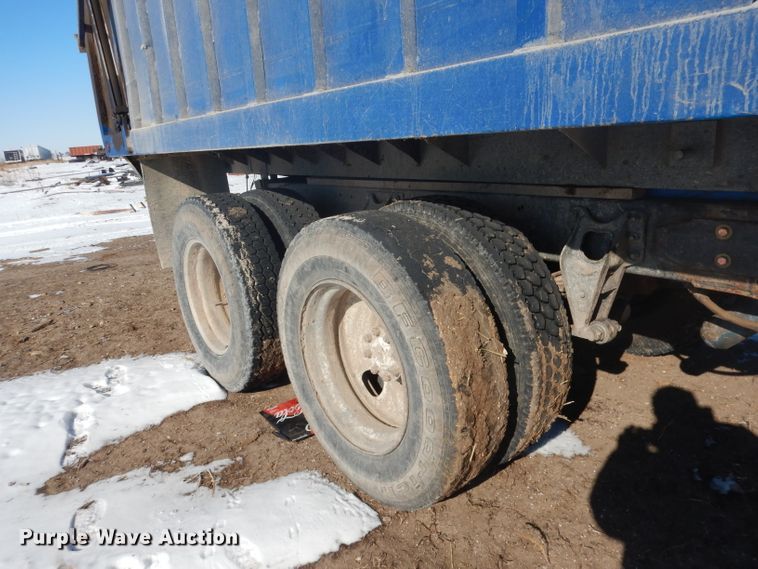 image for item DG4640 1978 International F4370  silage truck