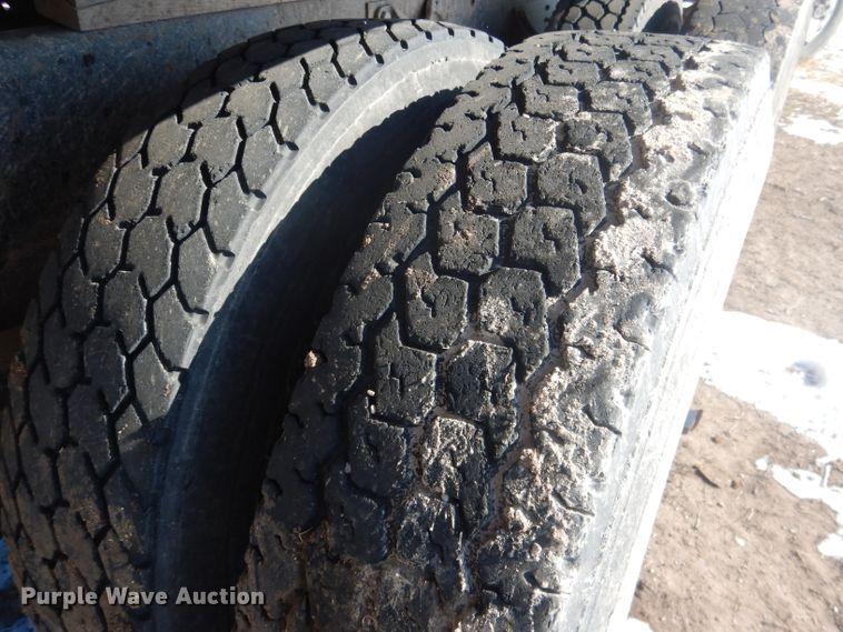 image for item DG4640 1978 International F4370  silage truck