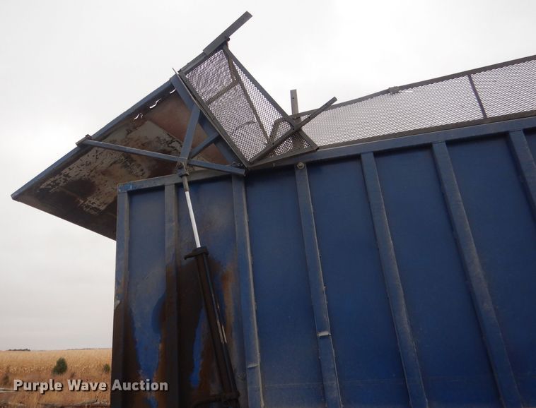 image for item DG4640 1978 International F4370  silage truck