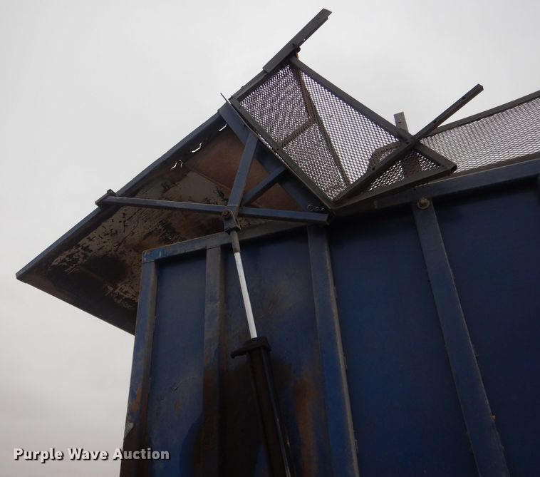 image for item DG4640 1978 International F4370  silage truck