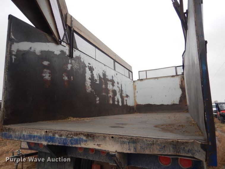 image for item DG4640 1978 International F4370  silage truck