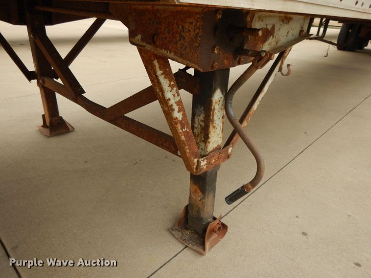 image for item DH3281 1999 Wabash dry van trailer