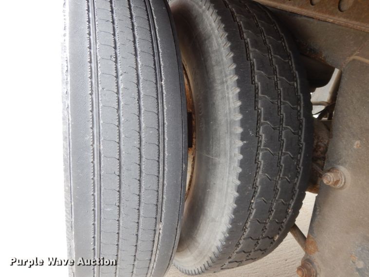 image for item DH3282 2000 Wabash DVCVHPC dry van trailer