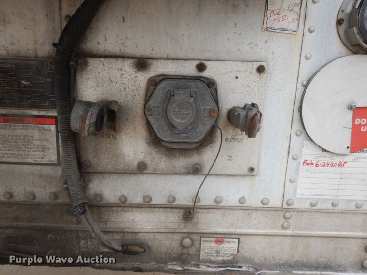 image for item DH3285 1999 Great Dane 7811TZ-1A53 refrigerated dry van trailer