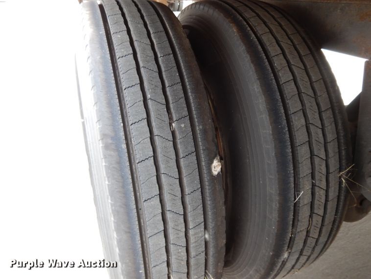 image for item DH3285 1999 Great Dane 7811TZ-1A53 refrigerated dry van trailer