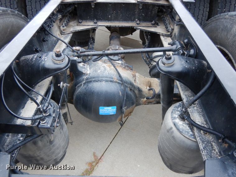 image for item DH3333 2014 Kenworth T800  semi truck