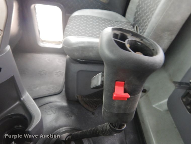 image for item DH5225 2009 Mack GU713  semi truck