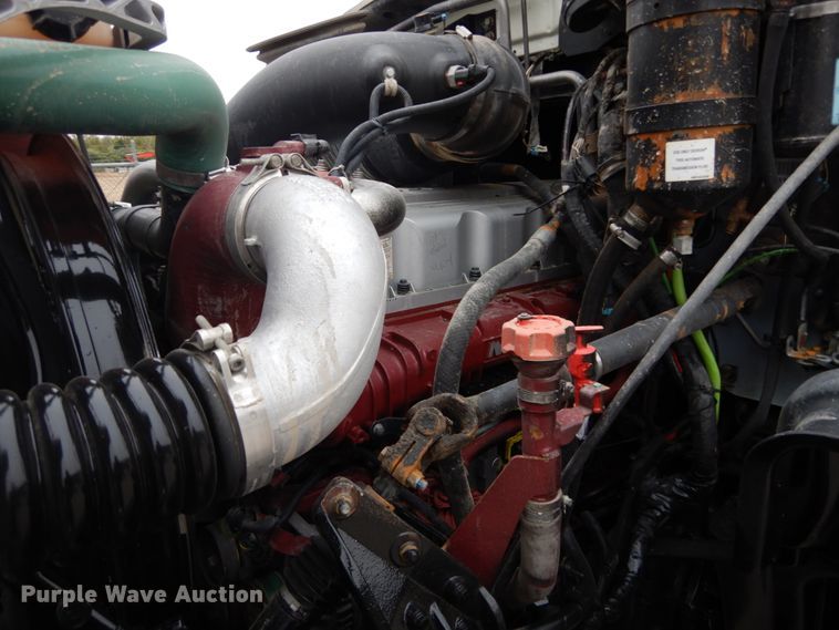 image for item DH5225 2009 Mack GU713  semi truck