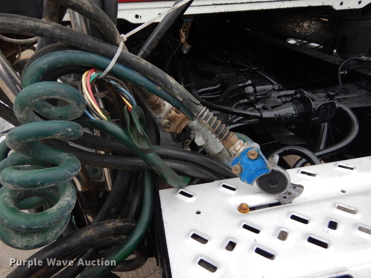 image for item DH5225 2009 Mack GU713  semi truck