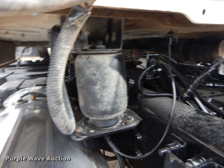 image for item DH5225 2009 Mack GU713  semi truck