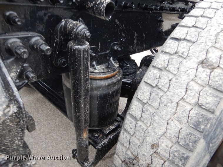 image for item DH5225 2009 Mack GU713  semi truck