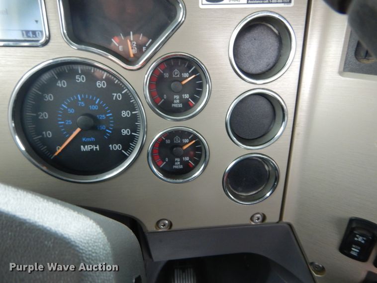 image for item DH5226 2009 Mack GU713  semi truck