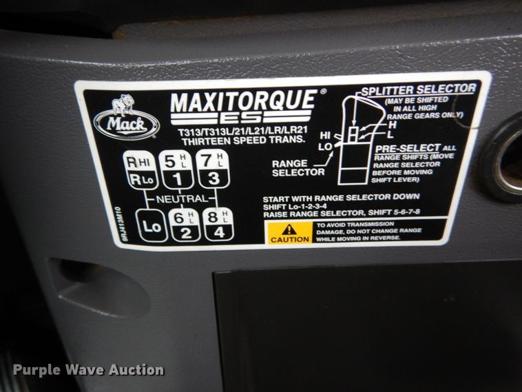 image for item DH5226 2009 Mack GU713  semi truck