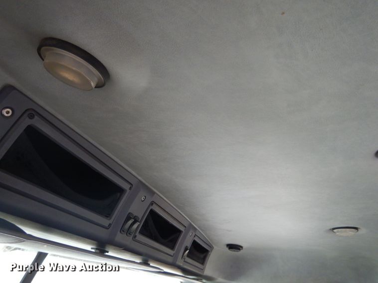 image for item DH5226 2009 Mack GU713  semi truck