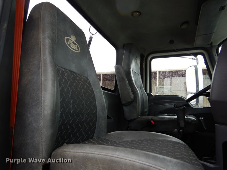 image for item DH5226 2009 Mack GU713  semi truck