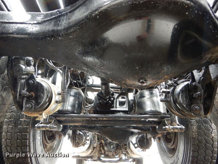 image for item DH5226 2009 Mack GU713  semi truck