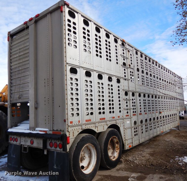 image for item DH6728 1990 Wilson PSDCL-308 livestock trailer
