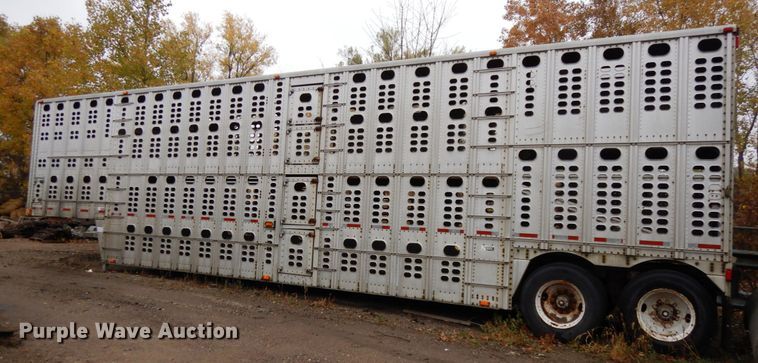 image for item DH6728 1990 Wilson PSDCL-308 livestock trailer
