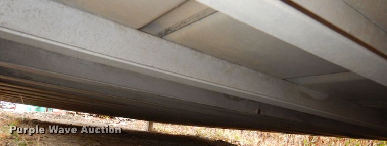 image for item DH6728 1990 Wilson PSDCL-308 livestock trailer