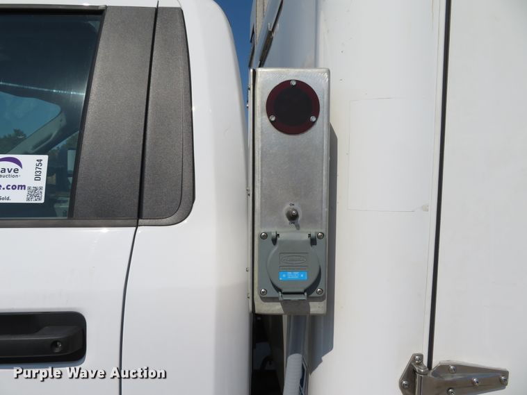 image for item DI3754 2019 Ford F450 Super Duty XL  refrigerated truck