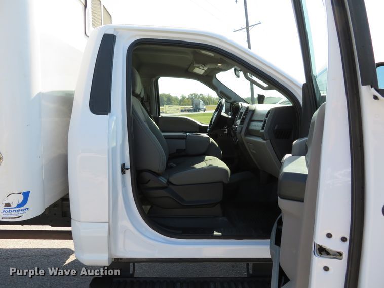 image for item DI3754 2019 Ford F450 Super Duty XL  refrigerated truck