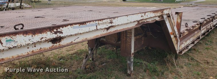 image for item DI5009 1980 Landoll Hauloll 316-45 tilt deck equipment trailer