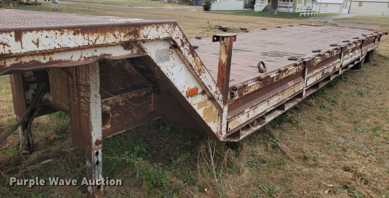 image for item DI5009 1980 Landoll Hauloll 316-45 tilt deck equipment trailer