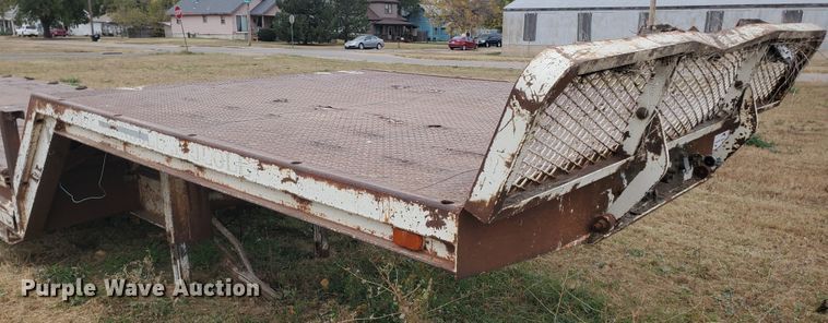 image for item DI5009 1980 Landoll Hauloll 316-45 tilt deck equipment trailer