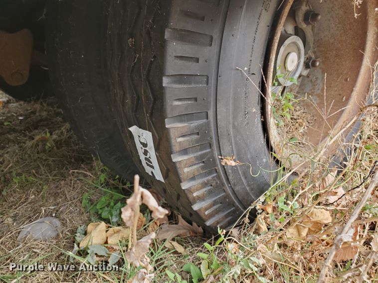 image for item DI5009 1980 Landoll Hauloll 316-45 tilt deck equipment trailer
