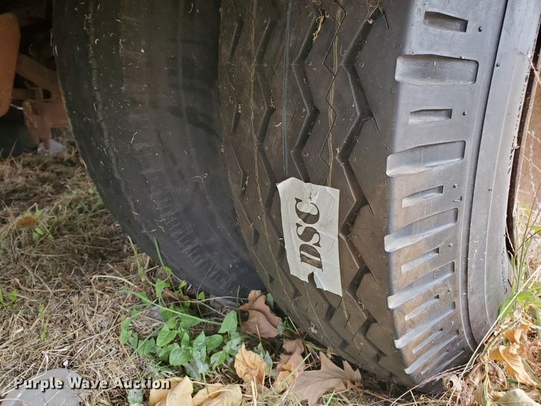 image for item DI5009 1980 Landoll Hauloll 316-45 tilt deck equipment trailer