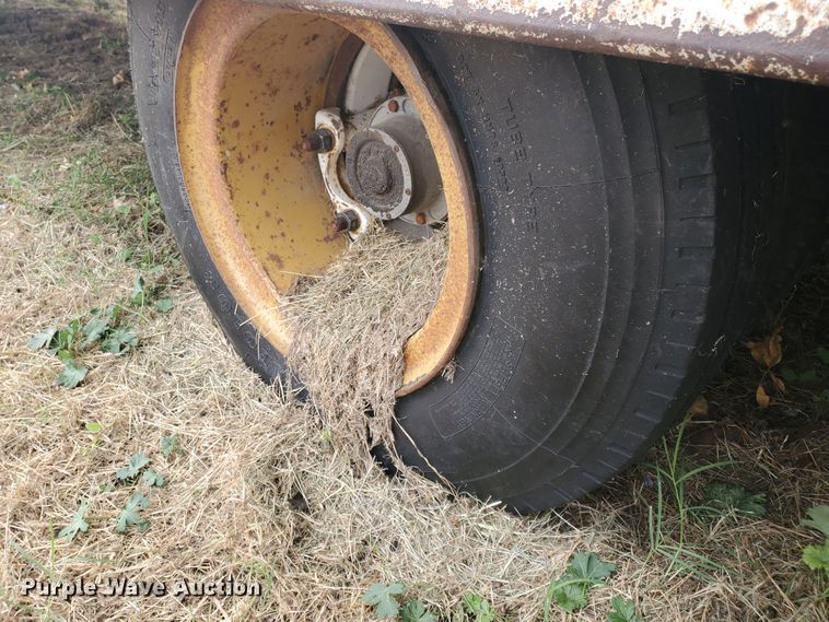 image for item DI5009 1980 Landoll Hauloll 316-45 tilt deck equipment trailer