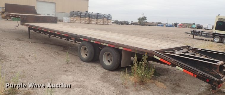 image for item DI7265 2005 Trailmaster drop deck equipment trailer