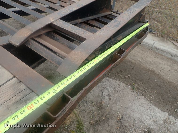 image for item DI7265 2005 Trailmaster drop deck equipment trailer