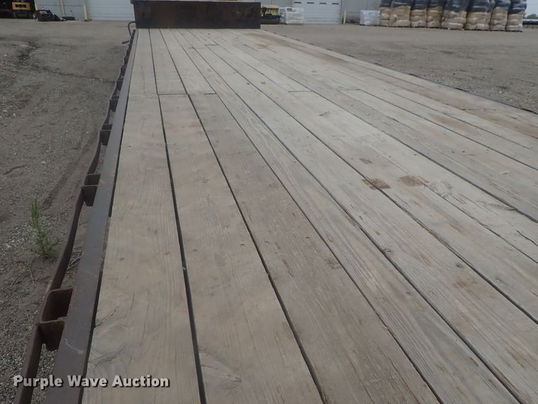 image for item DI7265 2005 Trailmaster drop deck equipment trailer