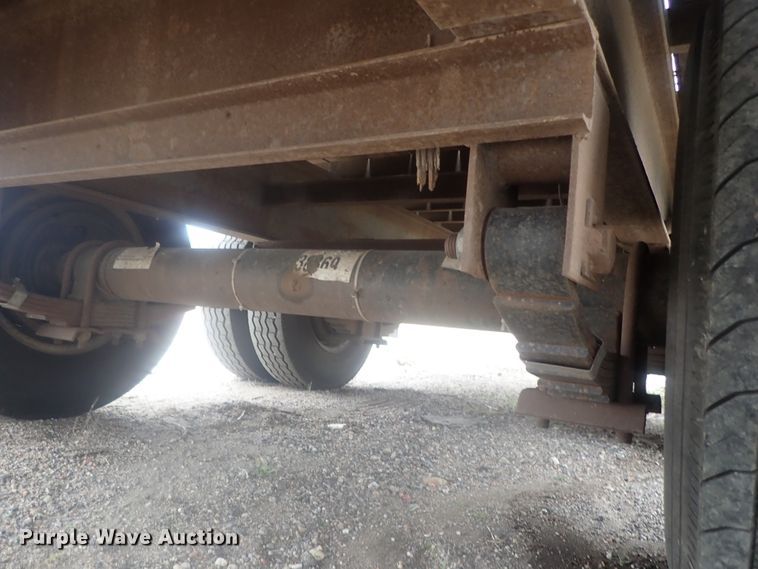 image for item DI7265 2005 Trailmaster drop deck equipment trailer