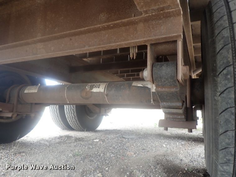 image for item DI7265 2005 Trailmaster drop deck equipment trailer