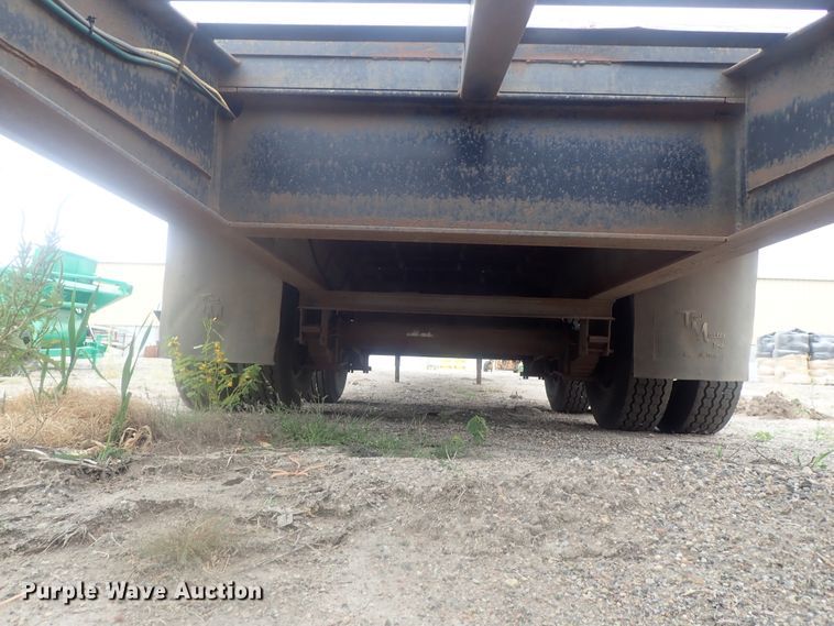 image for item DI7265 2005 Trailmaster drop deck equipment trailer