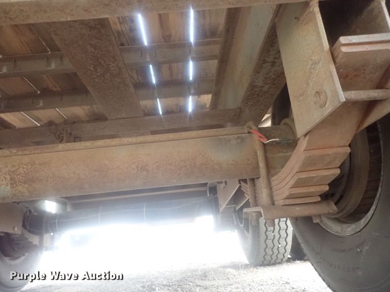 image for item DI7265 2005 Trailmaster drop deck equipment trailer