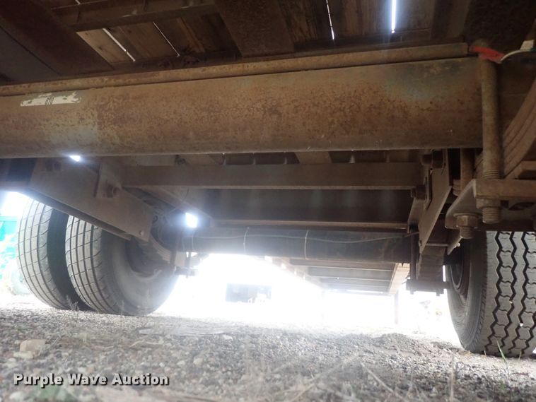 image for item DI7265 2005 Trailmaster drop deck equipment trailer