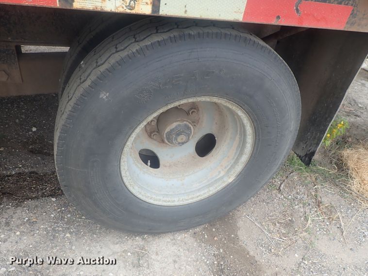 image for item DI7265 2005 Trailmaster drop deck equipment trailer