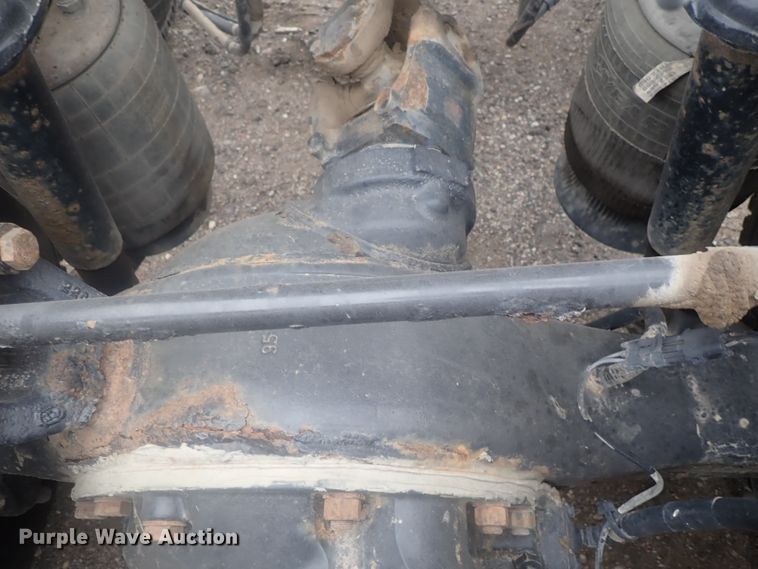 image for item DI7266 2013 Peterbilt 579  semi truck