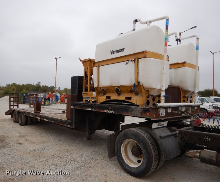 image for item DI8341 2000 Neville Built drop deck equipment trailer