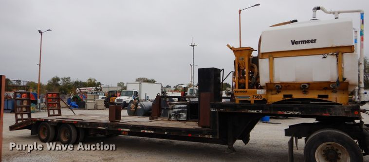 image for item DI8341 2000 Neville Built drop deck equipment trailer