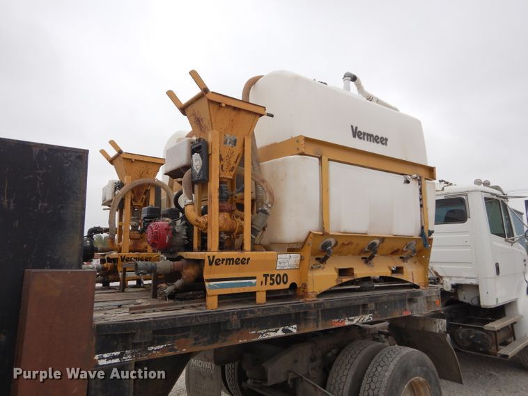 image for item DI8341 2000 Neville Built drop deck equipment trailer