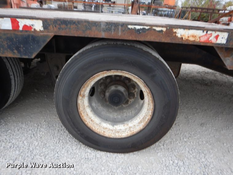 image for item DI8341 2000 Neville Built drop deck equipment trailer