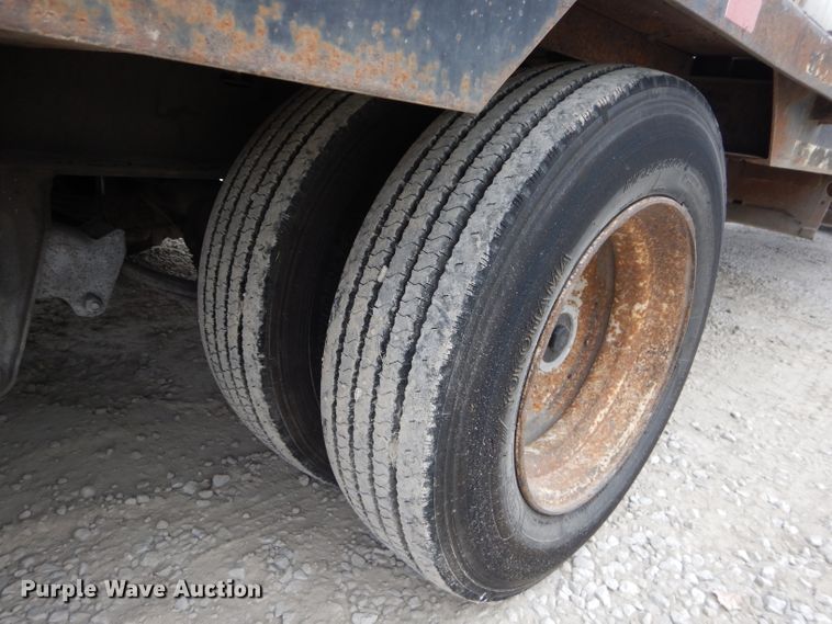 image for item DI8341 2000 Neville Built drop deck equipment trailer