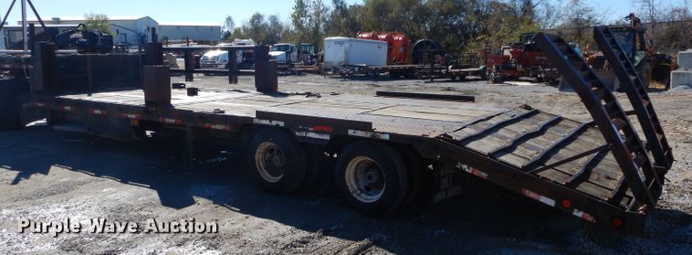 image for item DI8343 2000 Neville Built drop deck equipment trailer